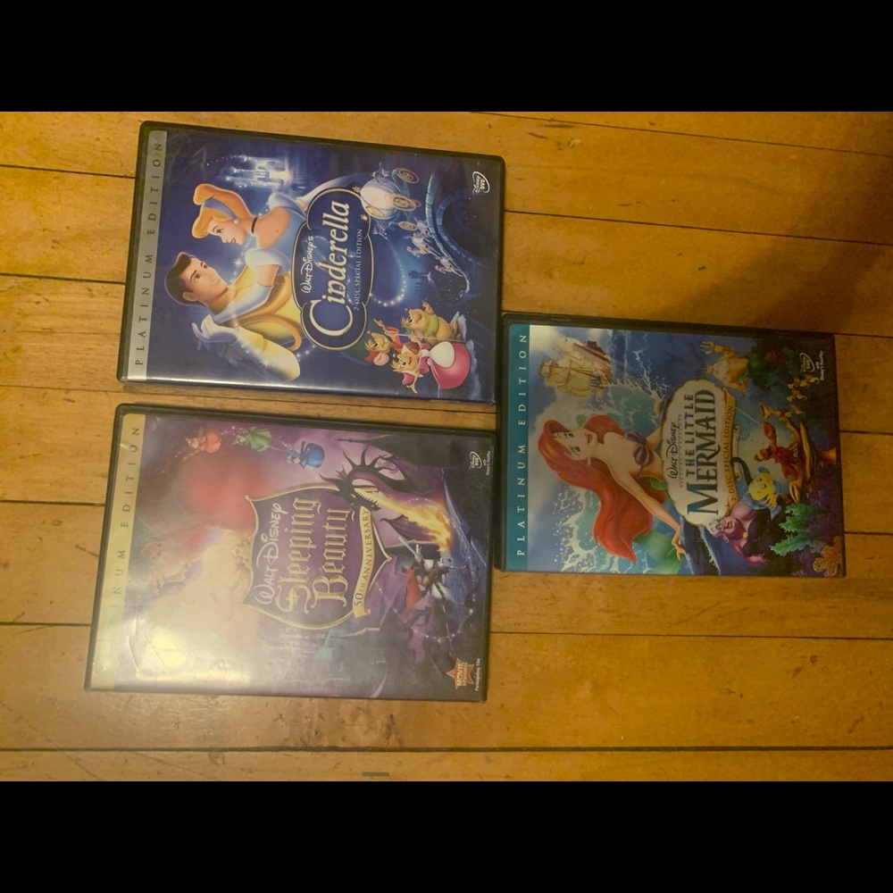 3 Disney princess DVDs